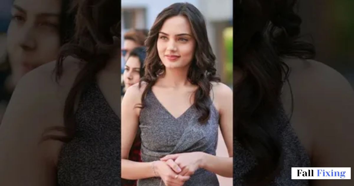 Himanshi Parashar Age